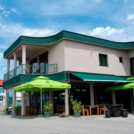 Ipn Guest house *