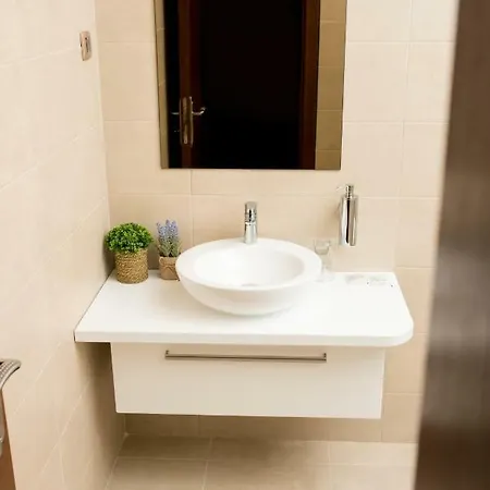 Ipn Guest house *